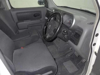 Nissan CUBE  с аукциона в Японии