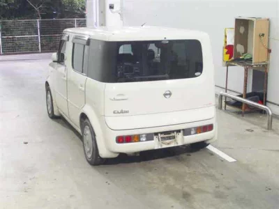 Nissan CUBE  с аукциона в Японии