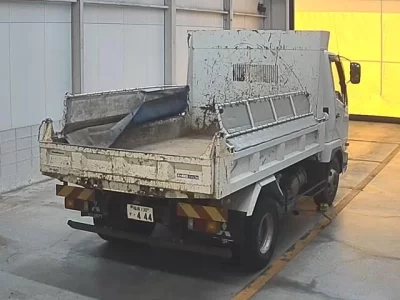 Mitsubishi FUSO FIGHTER