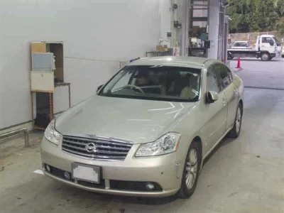 Nissan FUGA  с аукциона в Японии