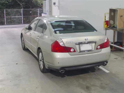 Nissan FUGA  с аукциона в Японии