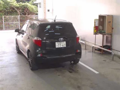 Toyota RACTIS  с аукциона в Японии