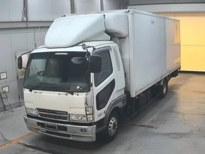 Mitsubishi FUSO FIGHTER