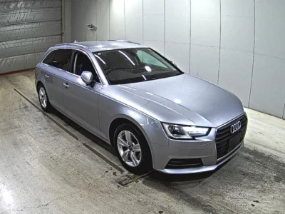 Audi A4  с аукциона в Японии