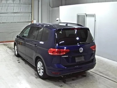 Volkswagen GOLF TOURAN