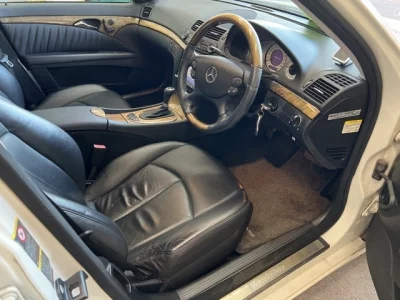 Mercedes-Benz E CLASS WAGON