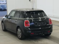 BMW MINI лот № 5032 оценка 4  с аукциона в Японии 1