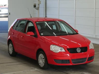 Volkswagen POLO  с аукциона в Японии
