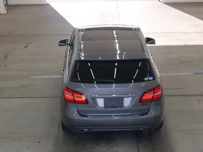 Mercedes-Benz B CLASS