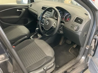 Volkswagen POLO  с аукциона в Японии