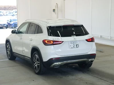 Mercedes-Benz GLA CLASS