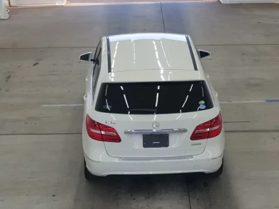 Mercedes-Benz B CLASS