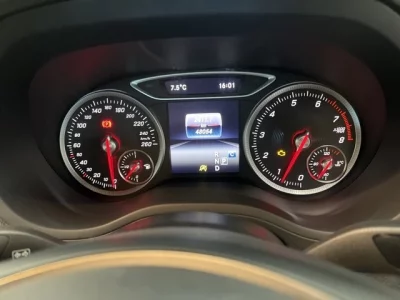 Mercedes-Benz B CLASS