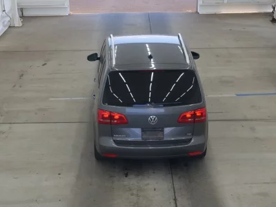 Volkswagen GOLF TOURAN