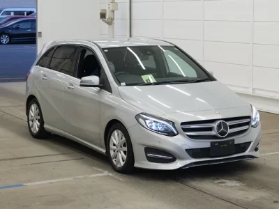 Mercedes-Benz B CLASS