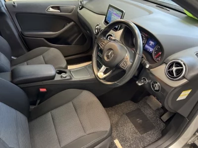 Mercedes-Benz B CLASS