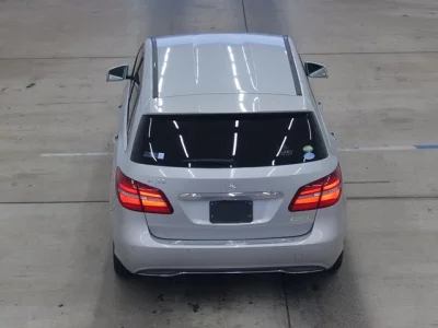 Mercedes-Benz B CLASS