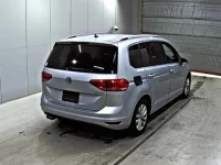 Volkswagen GOLF TOURAN лот № 4372 оценка 4  с аукциона в Японии 4