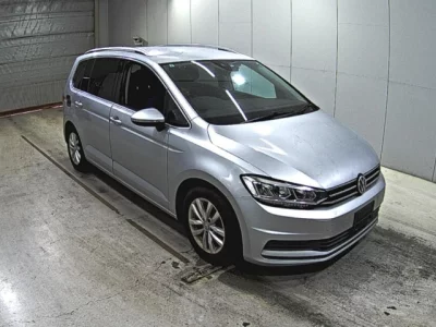 Volkswagen GOLF TOURAN  с аукциона в Японии