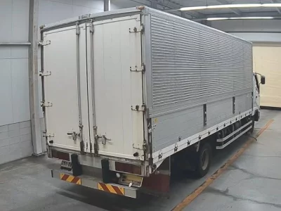 Mitsubishi FUSO FIGHTER