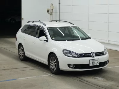 Volkswagen GOLF VARIANT