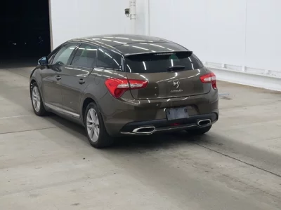 Citroen DS5