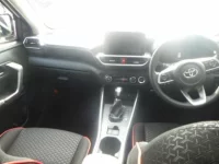 Toyota RAIZE лот № 3001 оценка 4  с аукциона в Японии 2