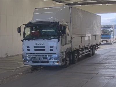 Isuzu GIGA