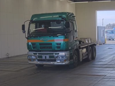 Isuzu GIGA
