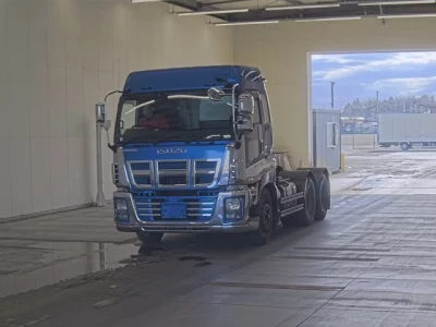 Isuzu GIGA