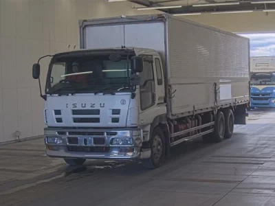 Isuzu GIGA