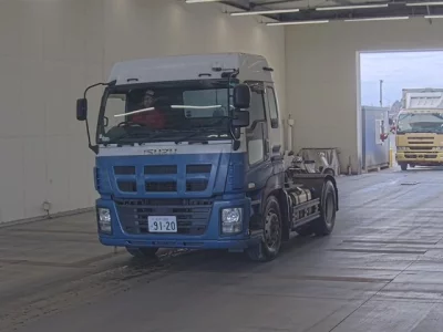 Isuzu GIGA