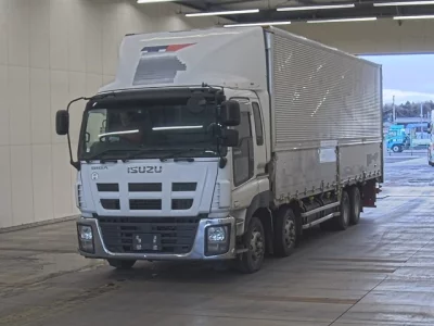 Isuzu GIGA