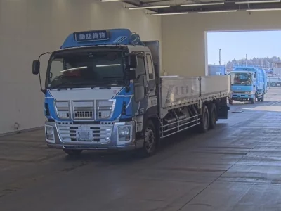 Isuzu GIGA