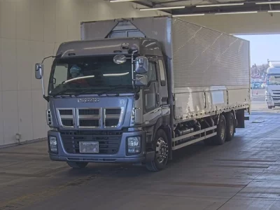 Isuzu GIGA