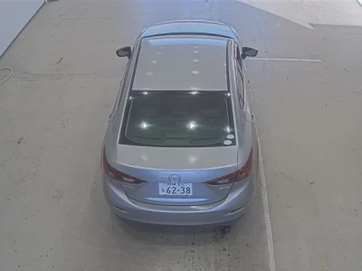 Mazda AXELA  с аукциона в Японии