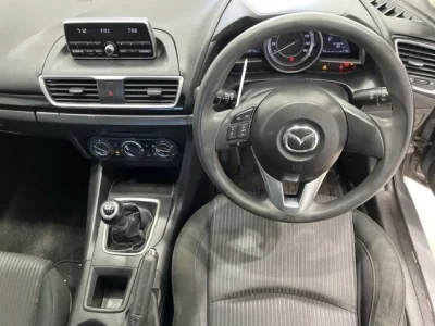 Mazda AXELA  с аукциона в Японии