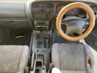 Isuzu BIGHORN лот № 20020 оценка 3.5  с аукциона в Японии 3