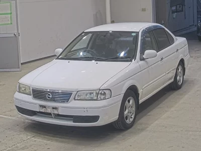 Nissan SUNNY  с аукциона в Японии