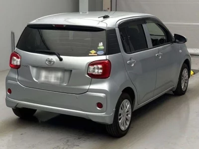 Toyota PASSO  с аукциона в Японии