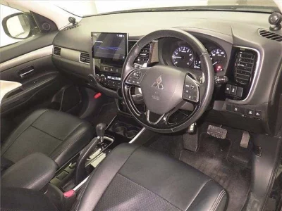 Mitsubishi OUTLANDER  с аукциона в Японии