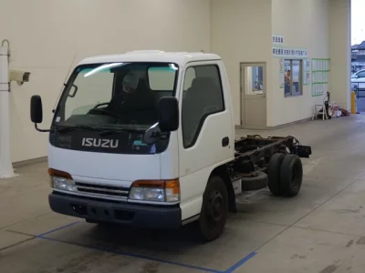 Isuzu ELF