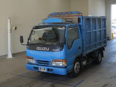 Isuzu ELF
