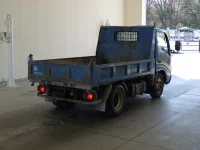 Hino DUTRO лот № 57 оценка 3.5  с аукциона в Японии 1