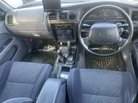 Toyota HILUX SURF лот № 20075 оценка RA  с аукциона в Японии 3