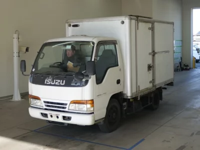 Isuzu ELF