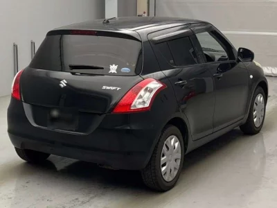 Suzuki SWIFT  с аукциона в Японии