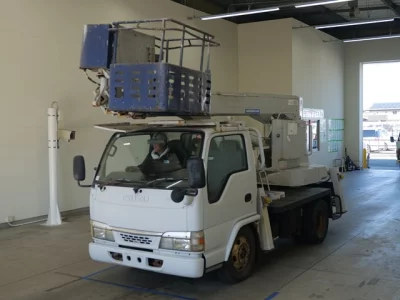 Isuzu ELF