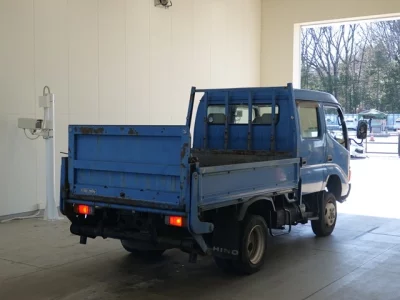 Hino DUTRO  с аукциона в Японии