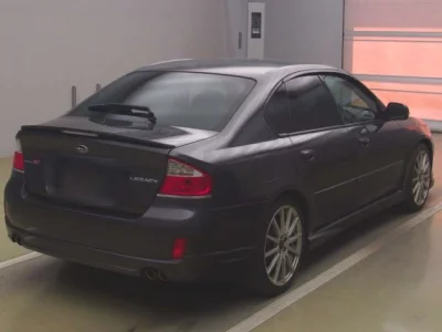 Subaru LEGACY B4